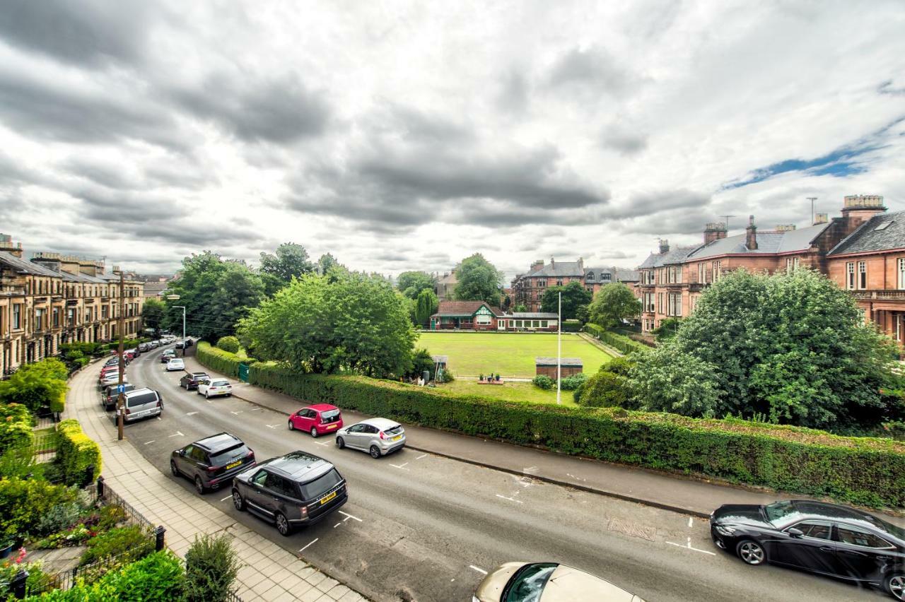 32 Victoria Crescent Road Apartment Glasgow Bagian luar foto