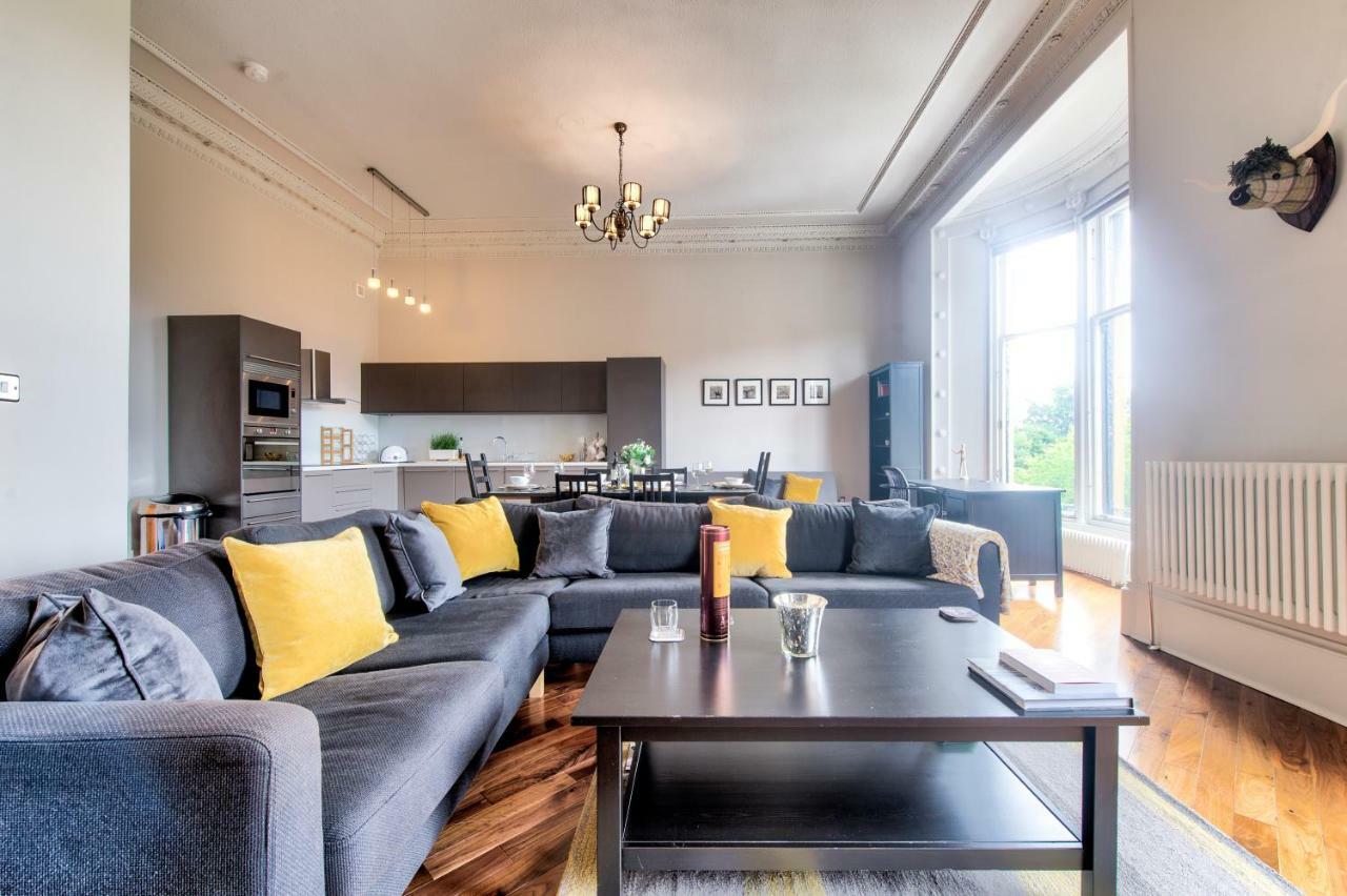32 Victoria Crescent Road Apartment Glasgow Bagian luar foto