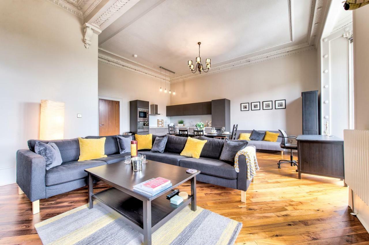32 Victoria Crescent Road Apartment Glasgow Bagian luar foto