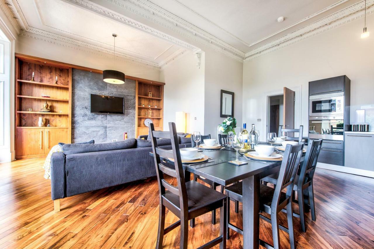 32 Victoria Crescent Road Apartment Glasgow Bagian luar foto