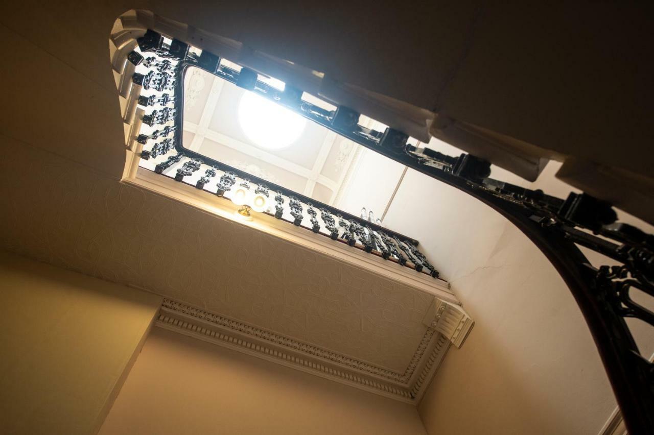 32 Victoria Crescent Road Apartment Glasgow Bagian luar foto