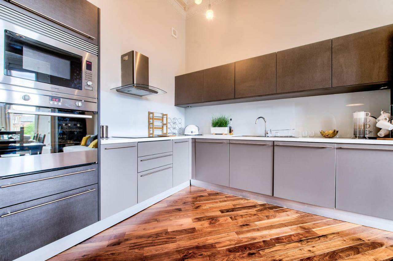 32 Victoria Crescent Road Apartment Glasgow Bagian luar foto